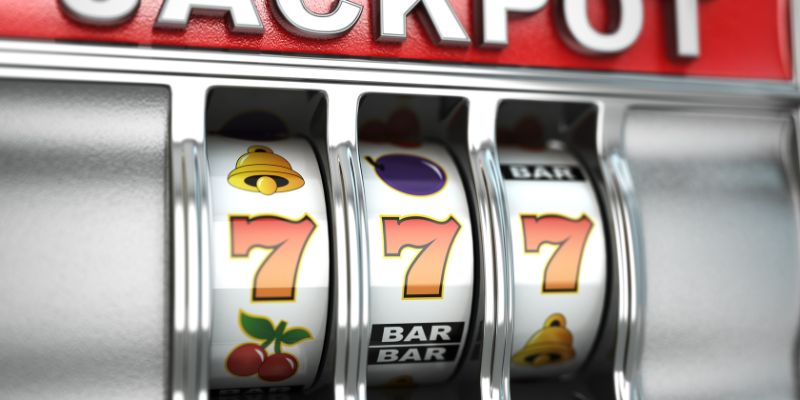 So sánh Nổ hũ Phát phát phát với các slot game phổ biến